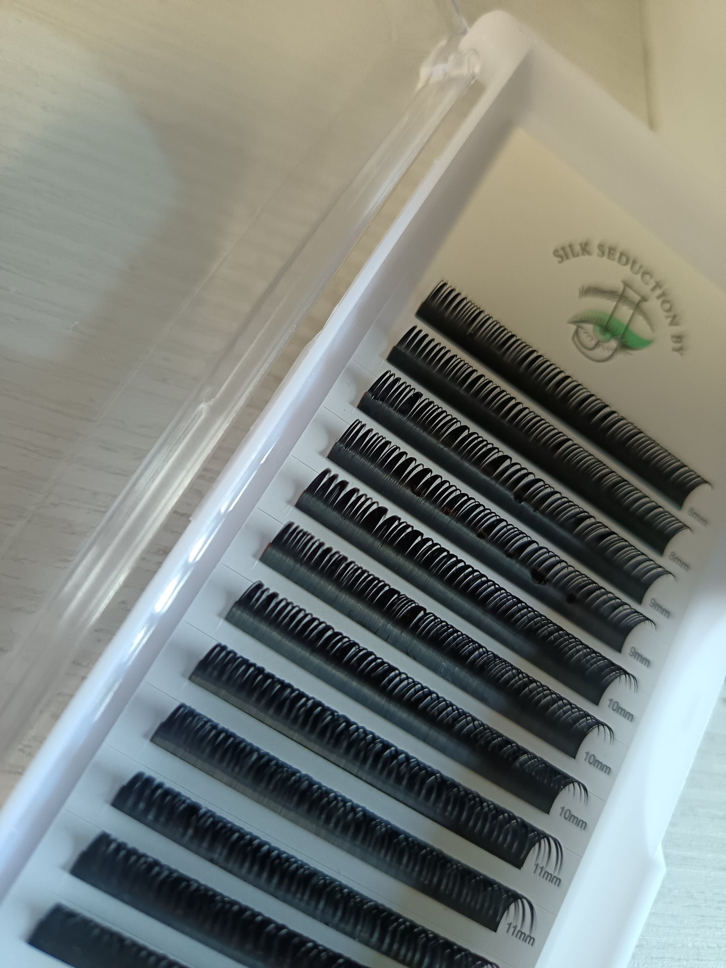 Wet Lash Trays